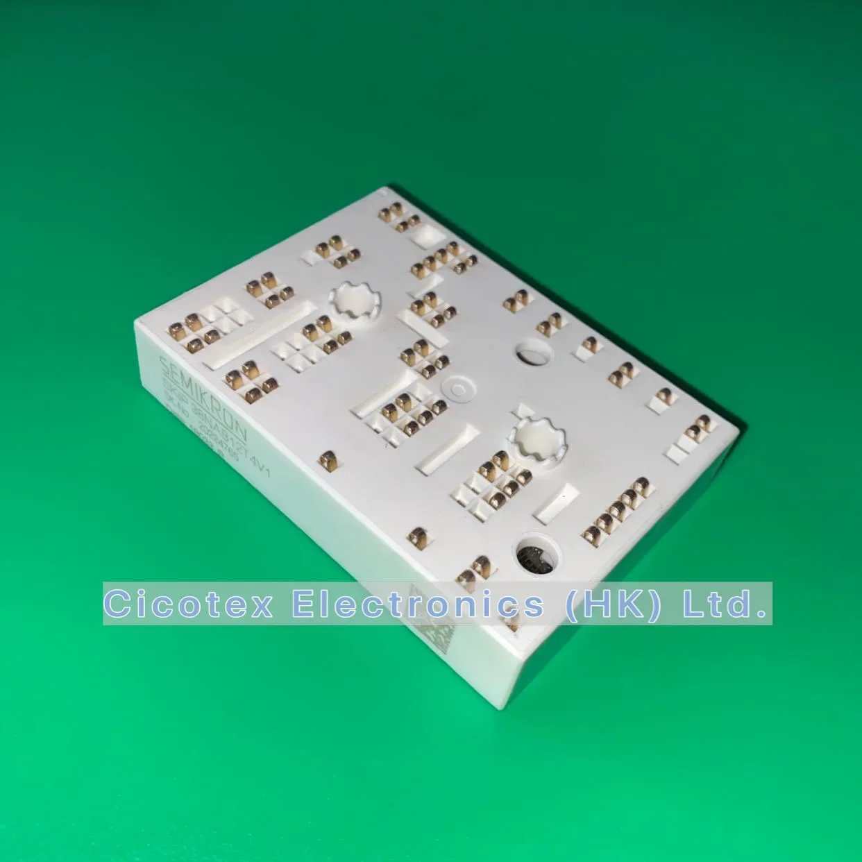 SKIIP38NAB12T4V1 IC IGBT-модуль 3-фазный МОСТ-ПРЯМИТЕЛЬ + ТОРМОЗНЫЙ ЧУПЕР 3-ФАЗНЫЙ