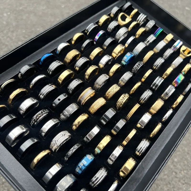 

Jisensp 50 шт./лот оптовая продажа кольца из нержавеющей стали для женщин Смешанные случайные различные стили панк повседневные ювелирные издел...