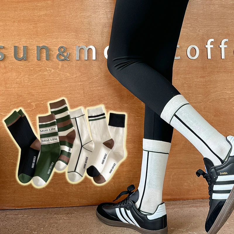 

Four Seasons Women's Mid Calf Socks Simplified And Casual Letter Vertical Bar 5A Antibacterial Pure Cotton Middle Tube Socks 330