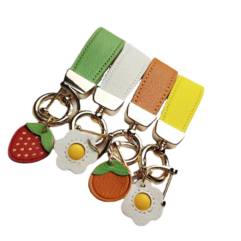 

Fashion temperament fruit color car key ring with high-quality cartoon pendant zinc alloy key ring can be personalized initials