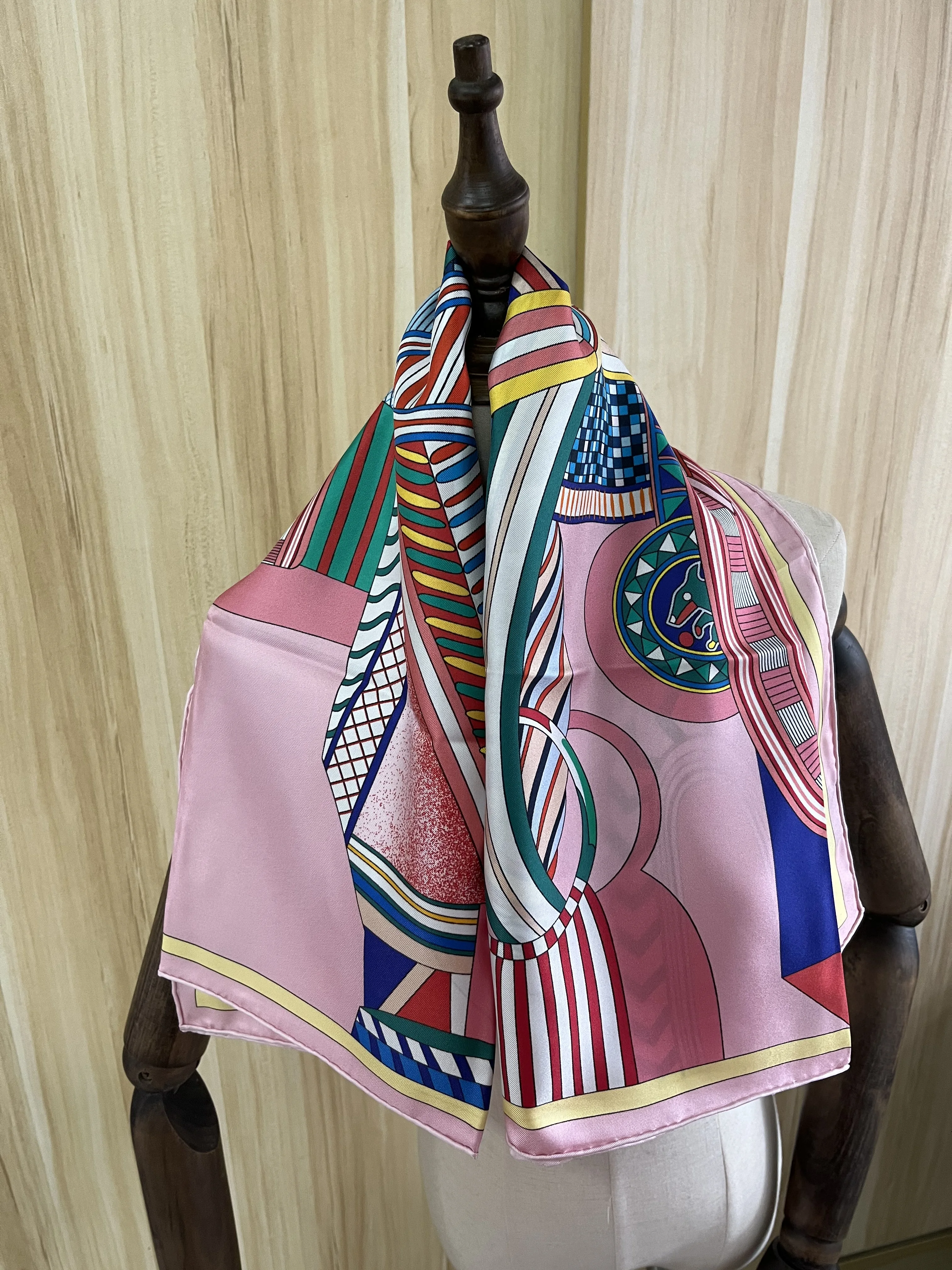 2022 new arrival fashion elegant pink  100% silk scarf 90*90 cm square shawl twill wrap for women lady girl