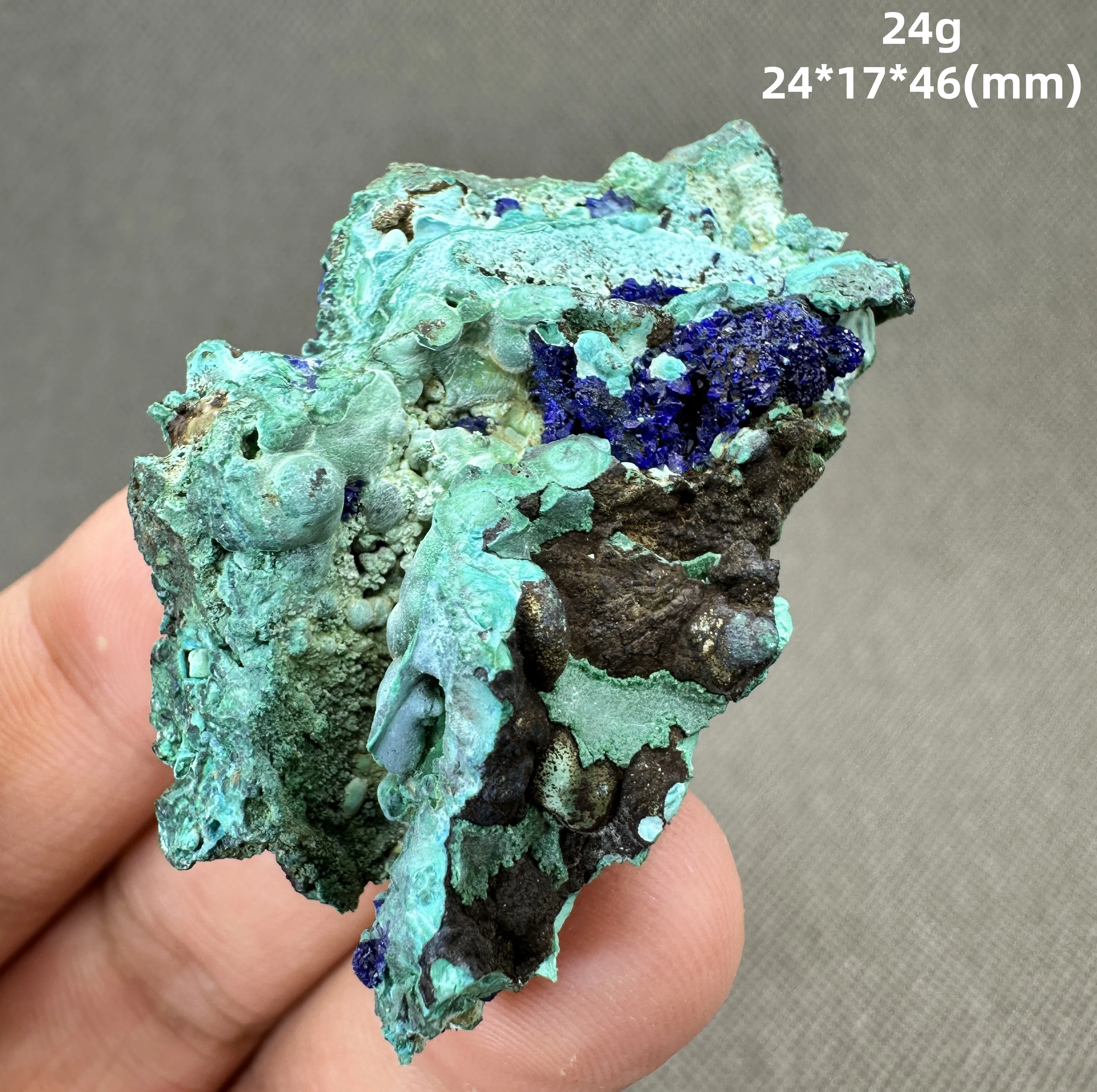 

Симбиоз малахита и азурита, хрусталь, Фэншуй