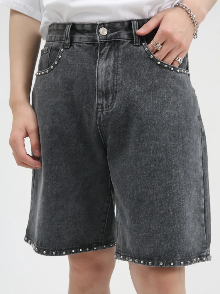 

SYUHGFA Men Clothing 2022 Summer Metal Rivet Korean Streetwear Fashion Straight Jeans Casual Denim Knee Length Shorts