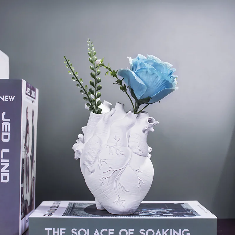 

Ваза в форме сердца, статуя человека, ваза из смолы, контейнер, искусственная фотография, Цветочная бутылка для украшения дома