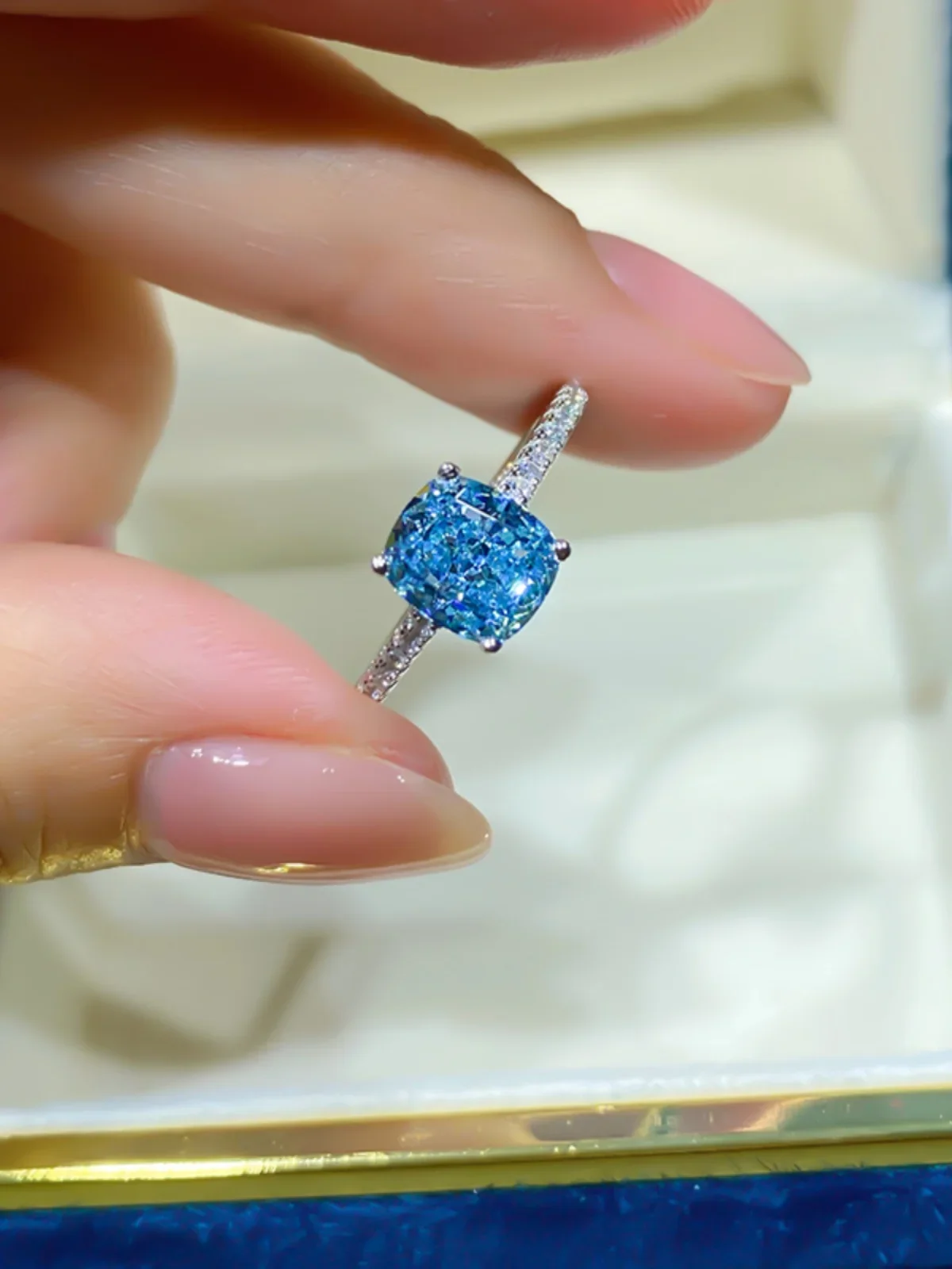 Кольцо с сокровищами Sea Blue Radian Cut взрывоопасная вспышка импортные