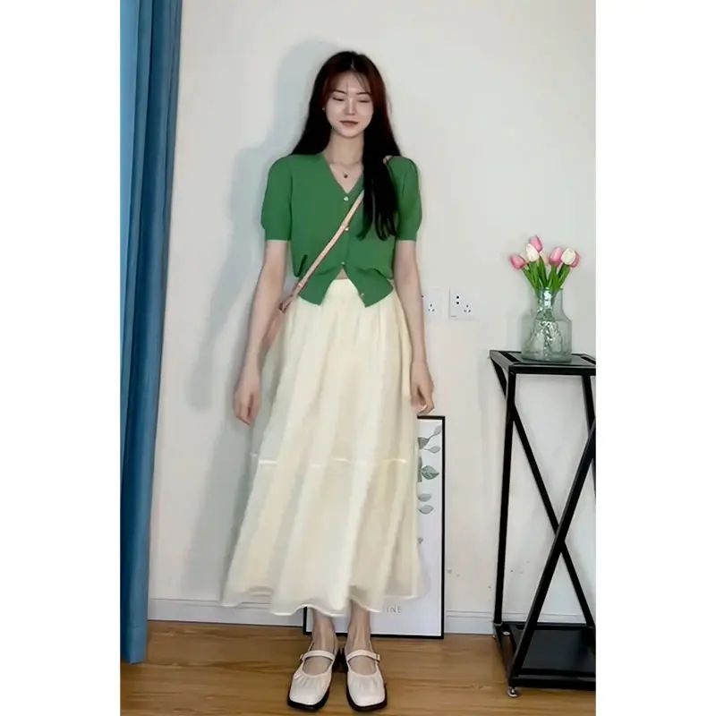 

Women 2022 Summer Fashion Two Piece Sets Female V-neck Short Sleeve Shirts Ladies High Waist A-line Skirts Casual Suits N30