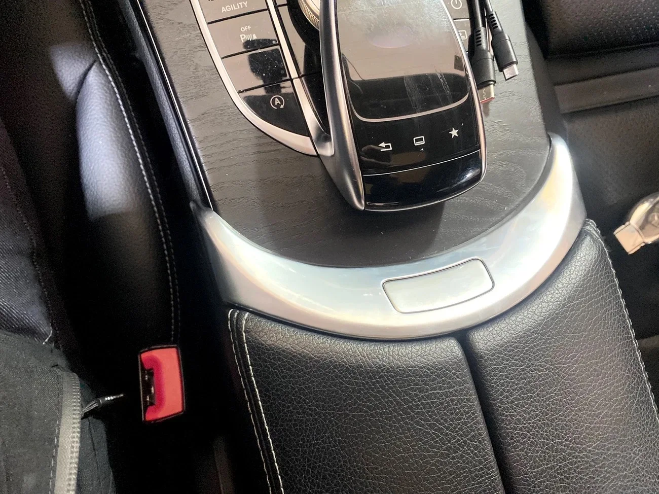 Крышка кнопки центрального подлокотника и органайзера для Mercedes-Benz W205 W253 C-Class GLC A2056803407 A2056803307 (art.: 3920d4dc29c8f) - 3920d4dc29c8f
