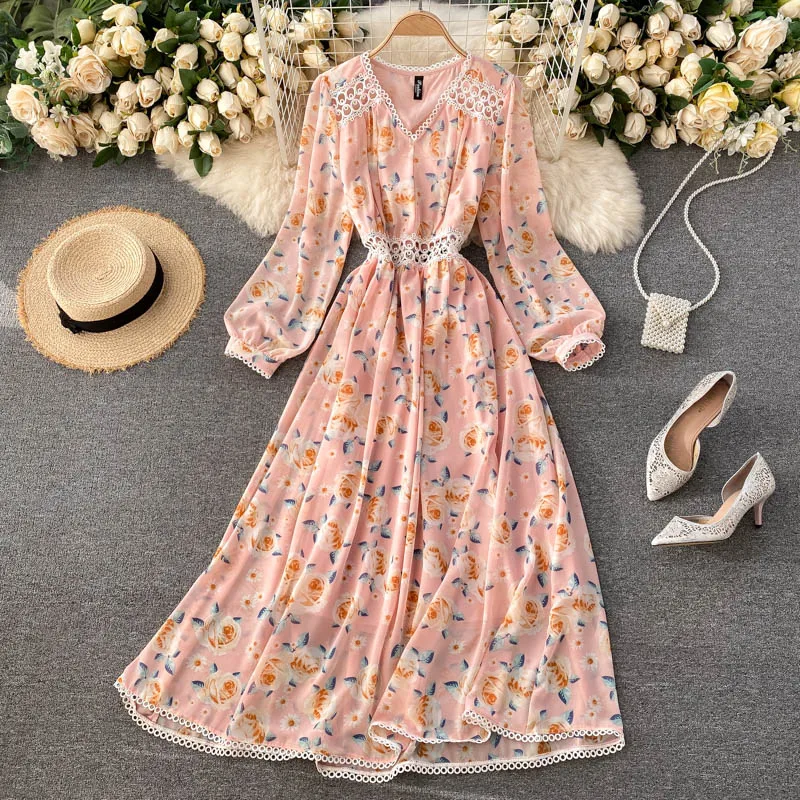 

Summer New Arrival Women Vintage Floral V-neck A-line Slim Long Dress Female Printing Hollow Out Vacation Maxi Dress