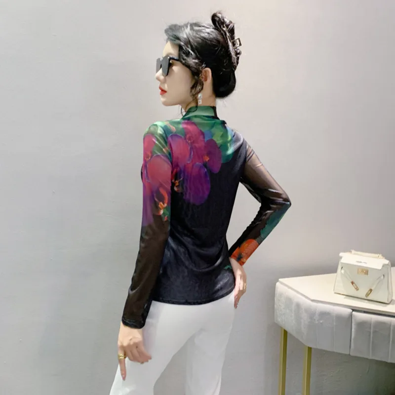 # 8772 Женская футболка с длинным рукавом и v-образным вырезом винтажная сетчатая