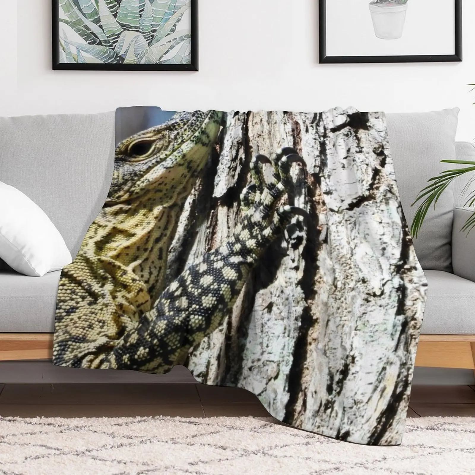 Гуанна монитор Ящерица обнимает дерево Плед Одеяло