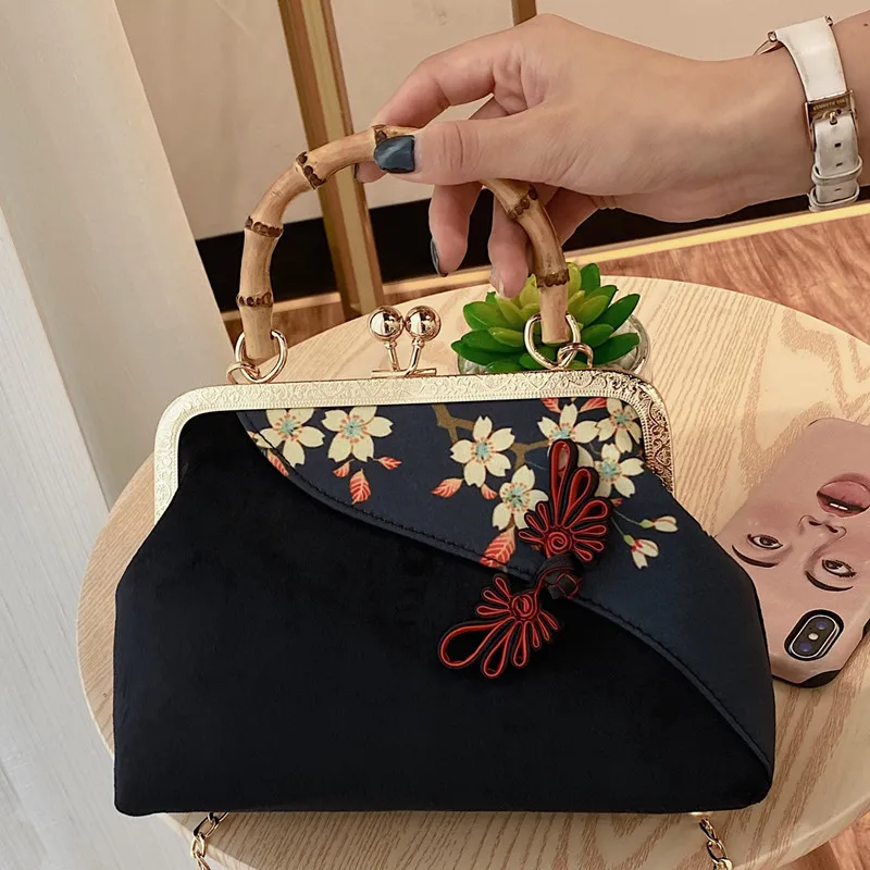

Elegant Handheld Qipao Bag Girl Celebrity Bamboo Knot Handbag Chinese Style Golden Velvet Spliced Dinner Bag