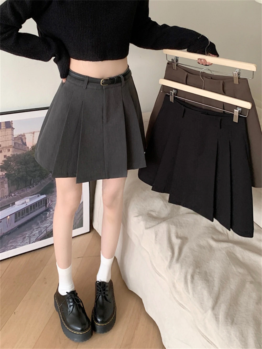 

2023 New Autumn and Winter Women's Wear Japanese Vintage Pleated High Waist Slim and Versatile A-line Skirt
