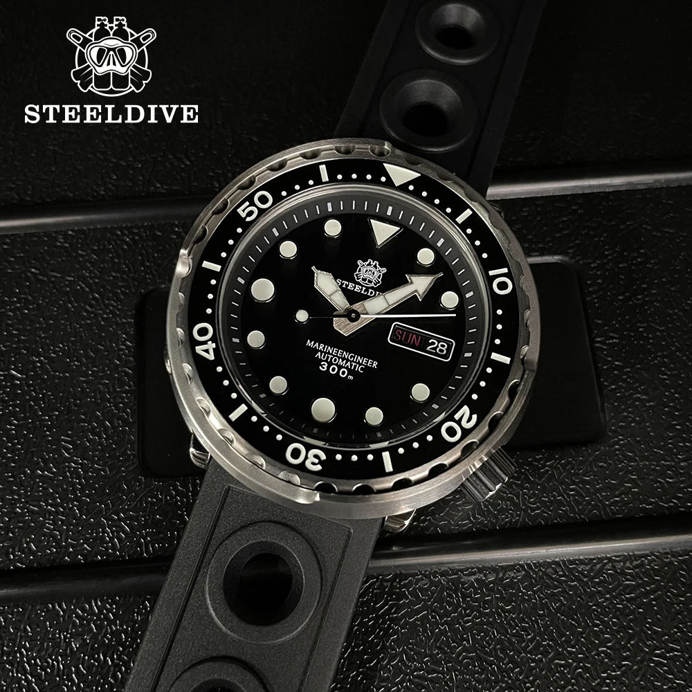 

Luxury Tuna STEELDIVE SD1975W Double Calendar Super Luminous 30ATM 300m Waterproof 316L Stainless Steel NH35 Men's Diving Watch