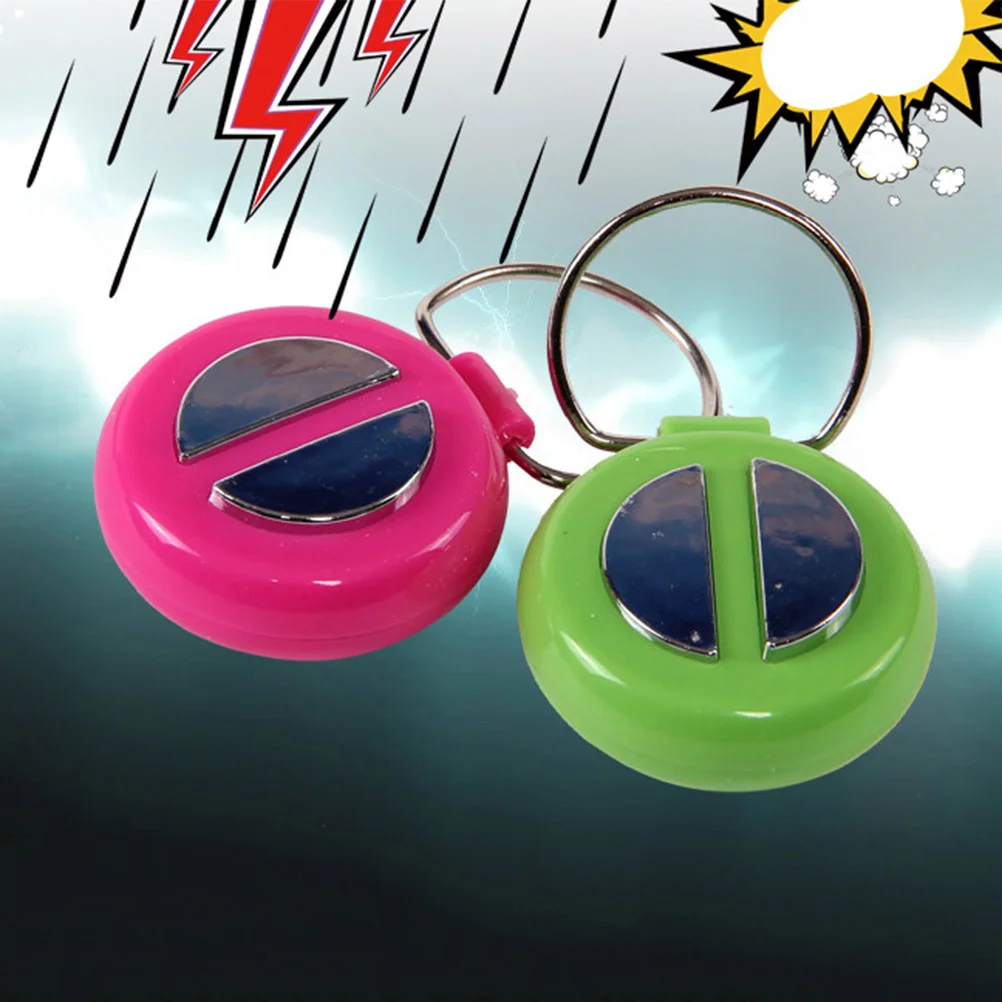 

2pcs Electric Tricky April Fool's Day Handshake Spoof Prank (Random Color)