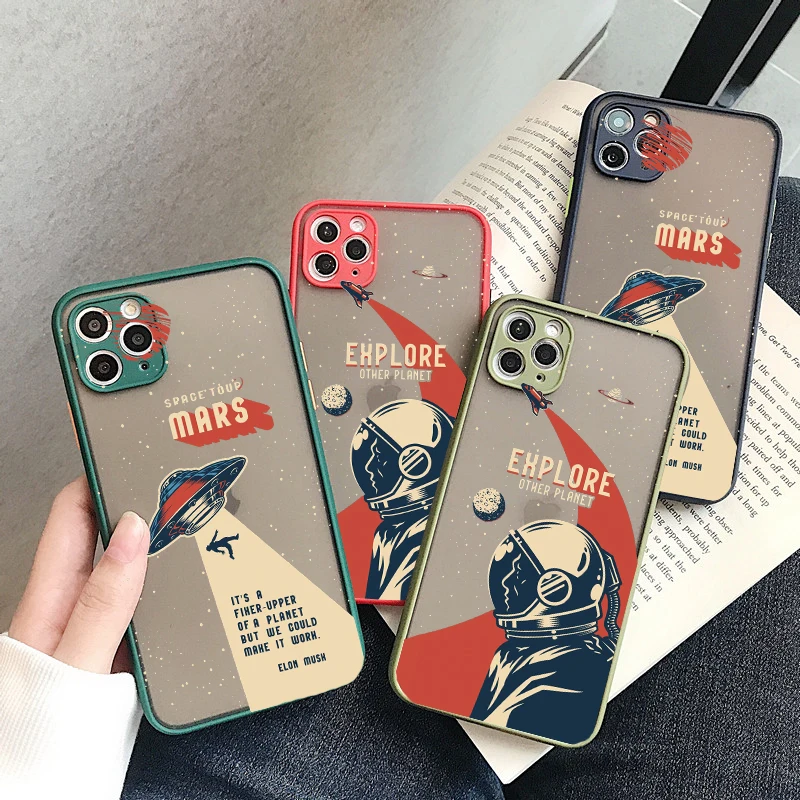 

Outer Space Astronaut Planet Phone Cases For iPhone X XR XS Hard Shockproof Cover Cases for 7 8 Plus SE2 13 11 12 Pro Max Shells