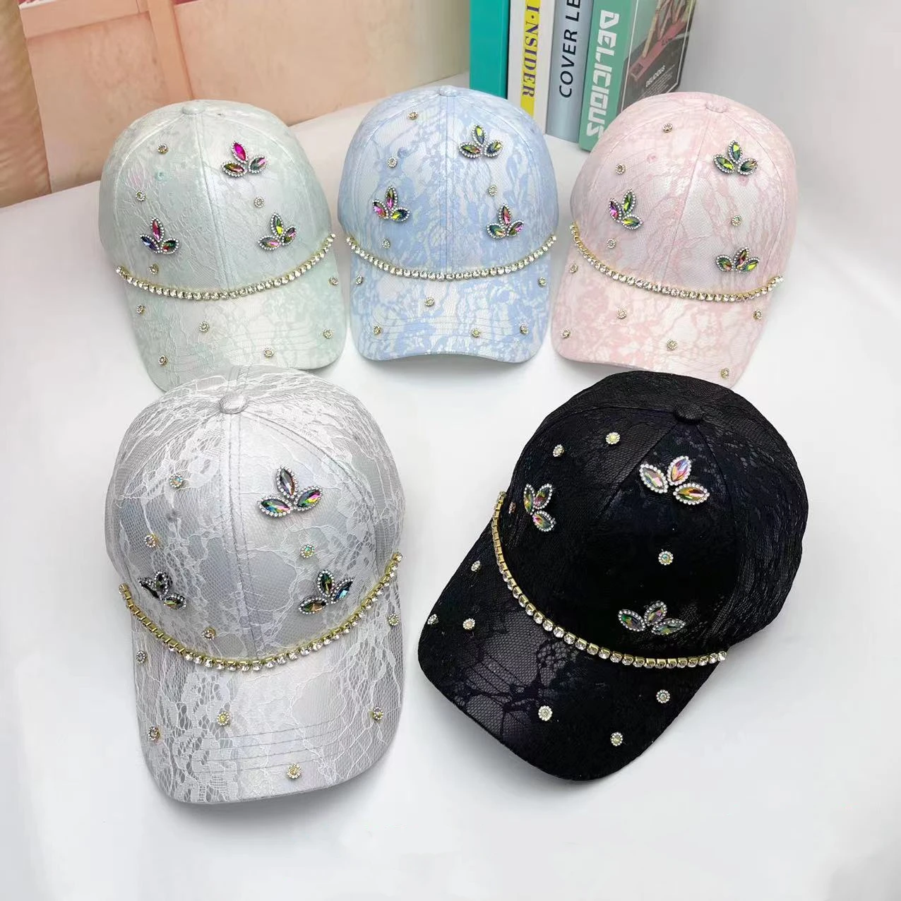 New Fashion Rhinestone Belt Baseball Caps For Women Snapback Sport Cap Outdoor Sun Hat Gorras Black Hats Female Lace Peaked Cap