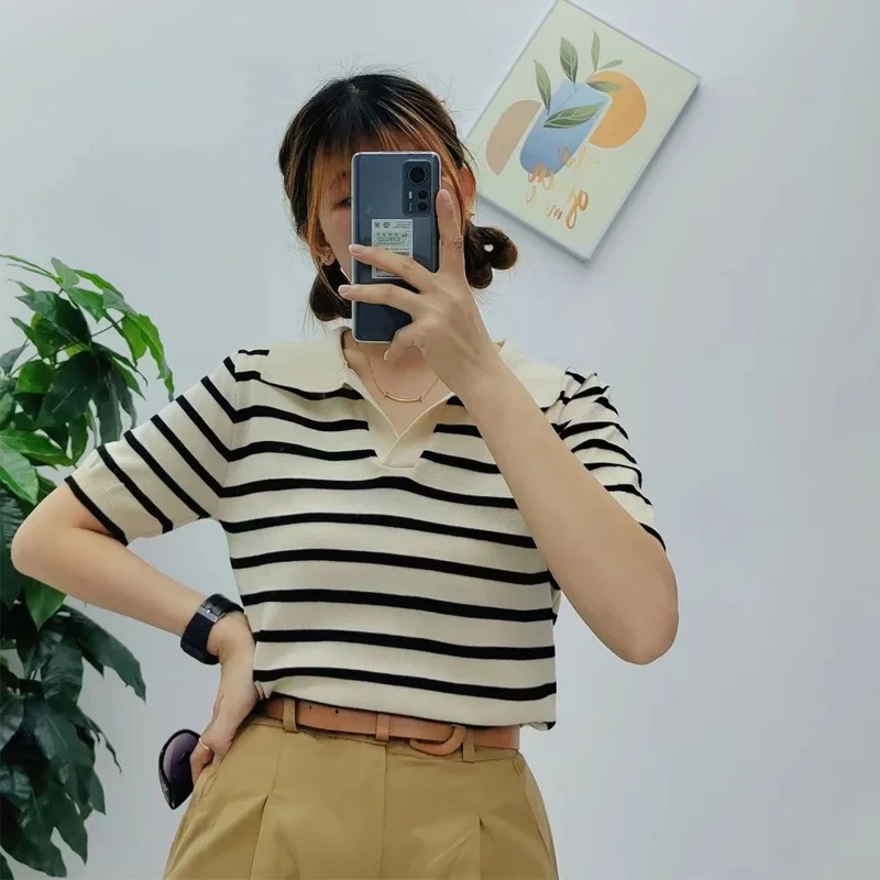 

Women's T-Shirt Striped Short-Sleeve T Shirt Women's Summer Korean Style Fashion V-Neck Top Blusas