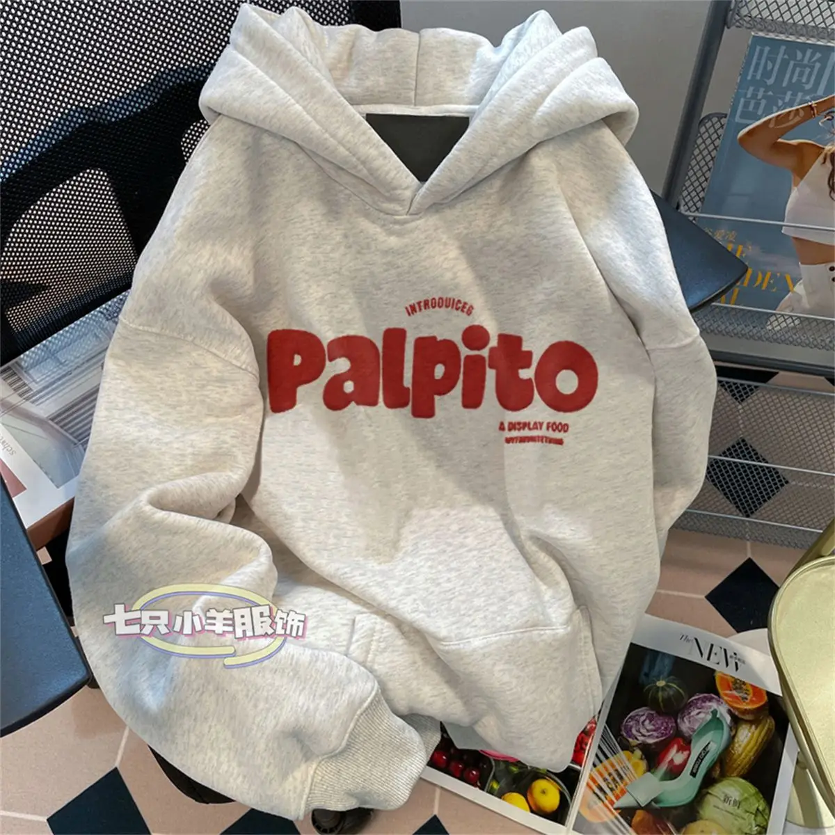 Рисунок 2 - Простой свитшот в гонконгском стиле