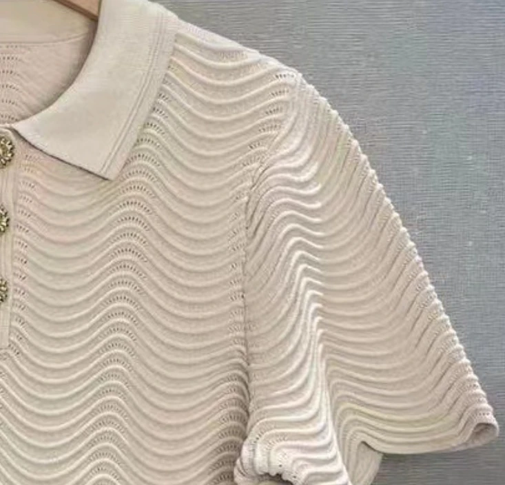 

2023 Early Spring New Women Sweater Lapel Wavy Lace Knitted Pullover / A-line Skirt