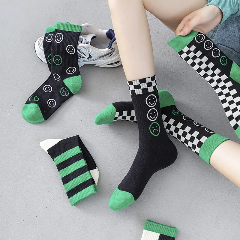 7 Pair/lot Cotton Hip Hop Women SocksGeometric Novelty Smiling Face Stripe Girl Lady Happy Skating Checkerboard Funny Socks