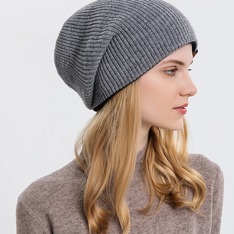 

Зимние облегающие шапки, двусторонняя серая вязаная шапка с нашивкой, женская зимняя утепленная женская шапка, уличная одежда