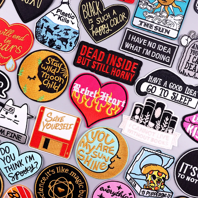 

Нашивки с вышивкой в виде сердца для одежды, нашивки с надписями, нашивки с утюгом на одежде, патчи с вышивкой в виде Луны, наклейки на липучк...