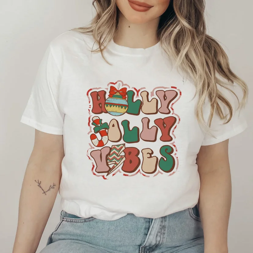 

Christmas Holiday New Women's Short Sleeve T-shirt Fashion New Year Holiday Happy Women's Shirt Cartoon Letter Print T-shirt.