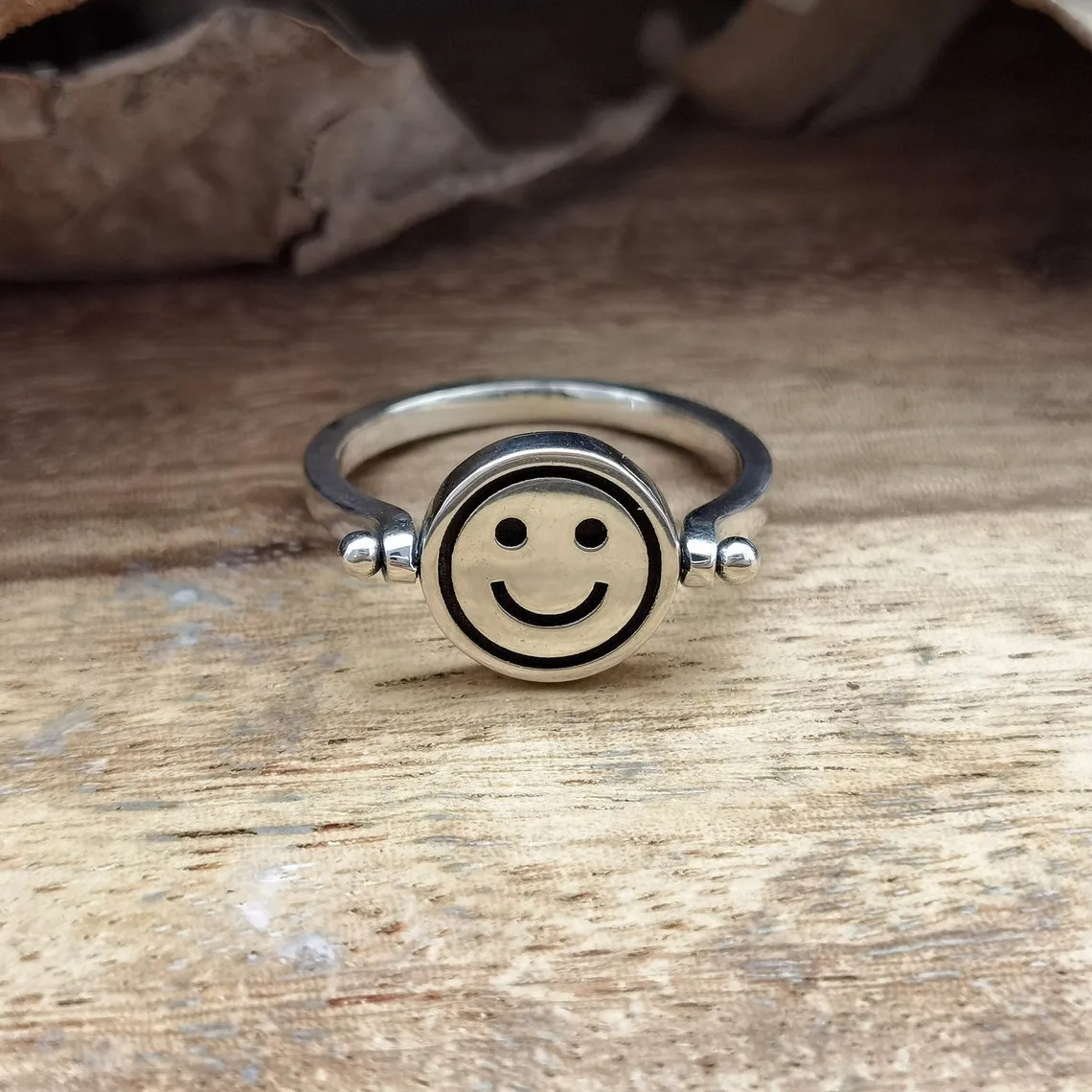 

Fashion Rotating Smiley Face Crying Face Rings for Women Men Personality Ring Anti-Stress Fidget Ring for Couples Trend Jewelry