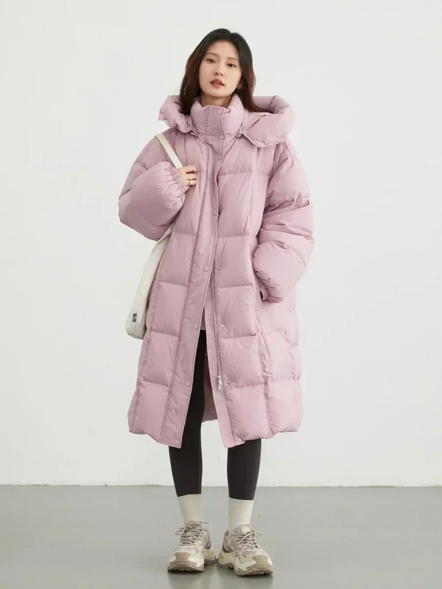 Женский длинный пуховик с капюшоном на белом утином пуху