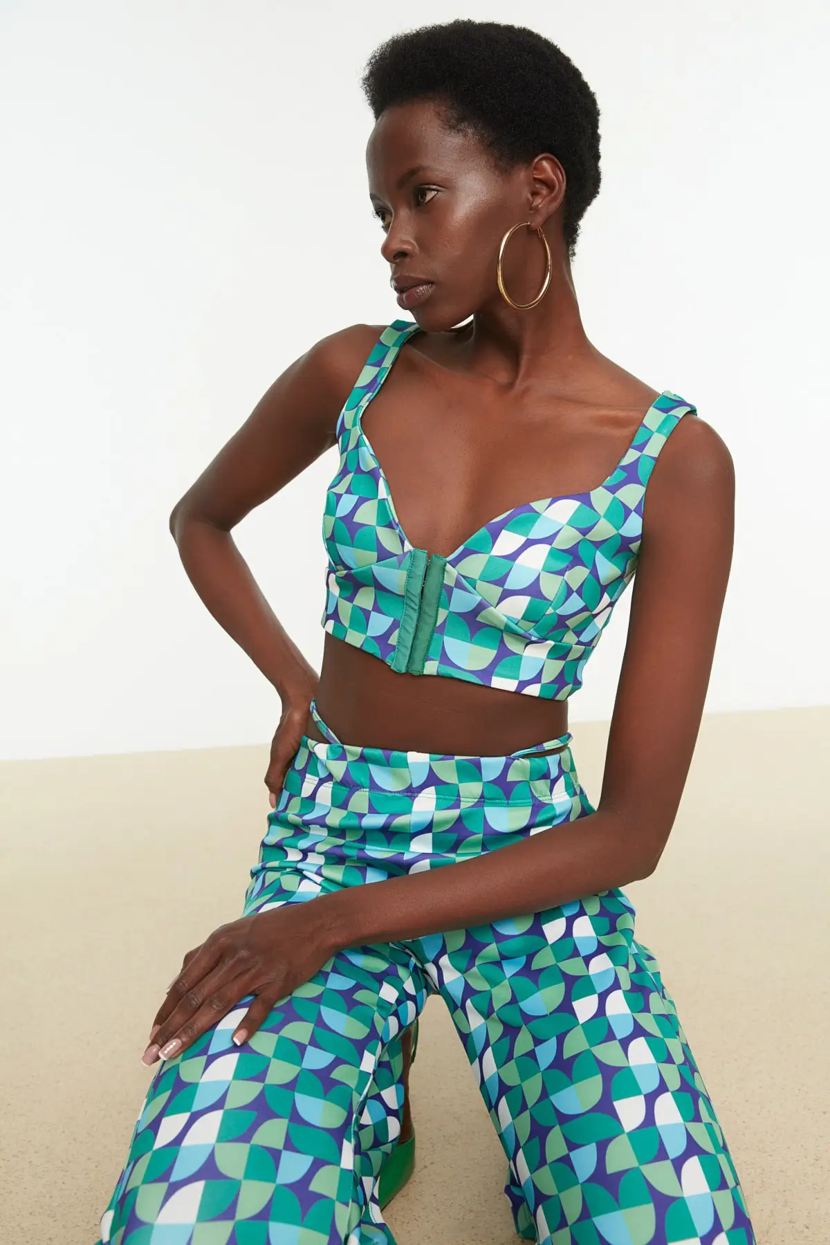 Трикотажное бюстье с геометрическим рисунком TPRSS22BS0006 |