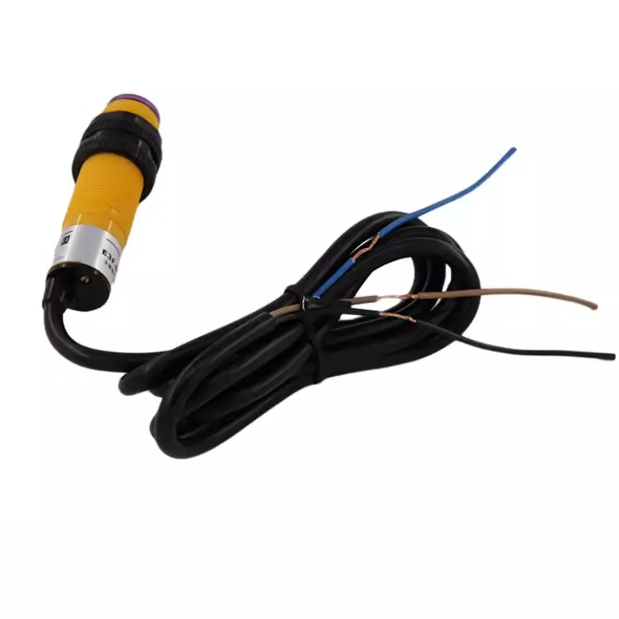 Diffuse reflection infrared photoelectric sensing switch E3F-DS30C4 normally open three wire sensor probe DS10C4