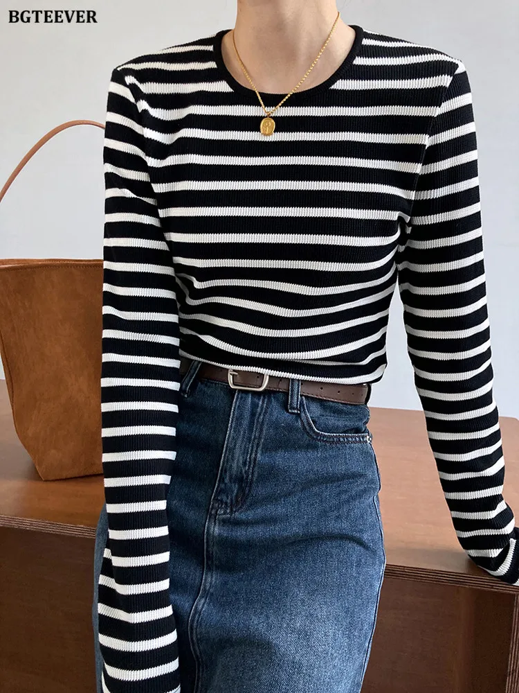

BGTEEVER Spring Basic Long Sleeve Women Striped T-shirts Casual O-neck Slim Female Stretched Tees Ladies Pullovers Tops