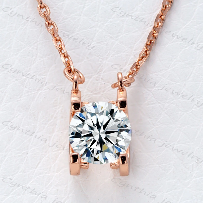 

925 Sterling Silver 1.0ct Flower Shape Round Pendant Necklaces Loose Moissanite Jewelry Supplier