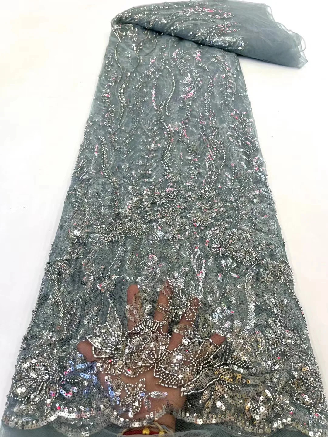 

2022 Latest Nigerian Fashion Luxury Handmade Beaded Tulle Fabric African 5Yards Lace Sequins Fabric For Wedding Bride Dress Sew