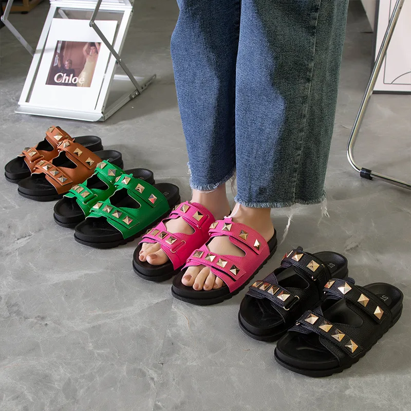 Summer New Fashion Rivet Sandals Solid Color Women's Low Heel Beach Slippers Sexy Open Toe Casual Women's Shoes Plus Size