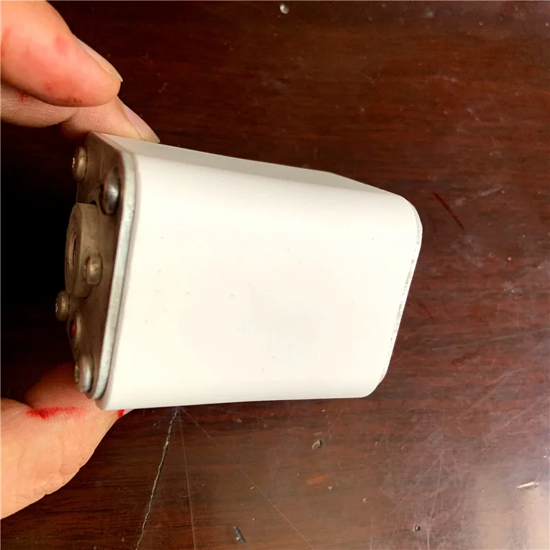 Бывшая в употреблении 170M4908 предохранитель 700A 1000V Быстрый Предохранитель ABB