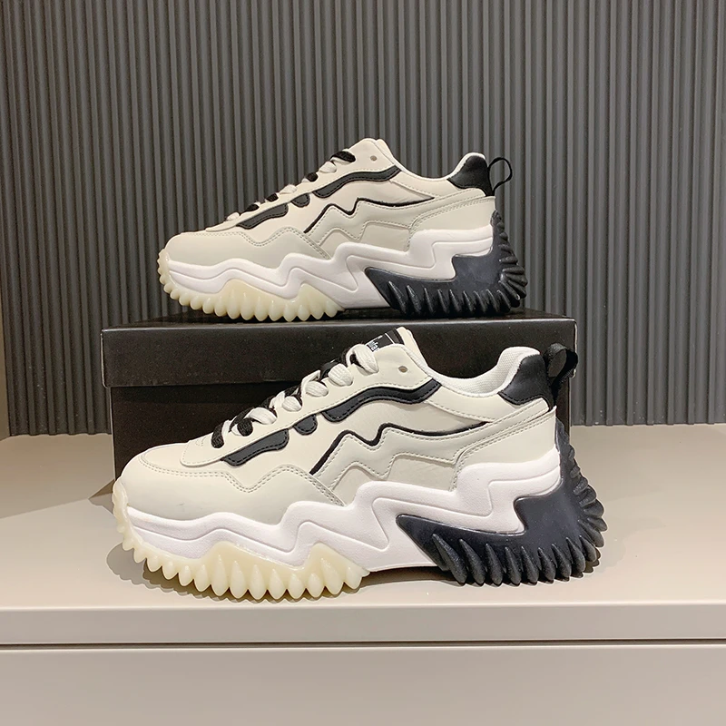 

Fashion Summer Mesh Women Chunky Sneakers Skateboard Lace-up Trend Designer Daddy Shoes Solid Platform Flats White Shoes