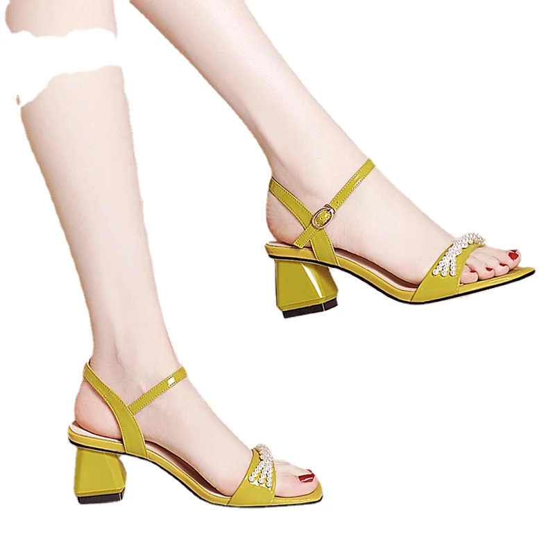 

2022 New Summer Fashion All-match Sandals Women's Thick Heel with Pearl Women's Shoes Fashion High Heels