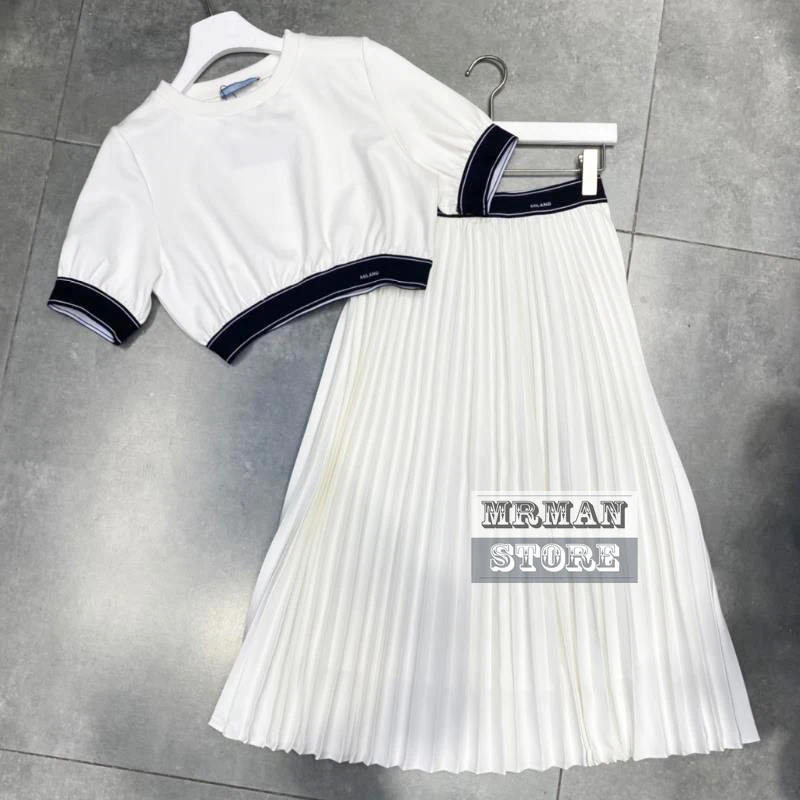 

Роскошный дизайнерский весенний комплект из двух предметов, футболка с коротким рукавом и надписью logoed + юбка, комплект одежды для женщин, н...