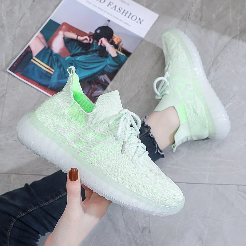 2022 Women's Mesh Outdoor Sneakers Lightweight Running Shoes Casual Shoes Fashion Walking Men Tennis Shoes Trend Sport Shoes