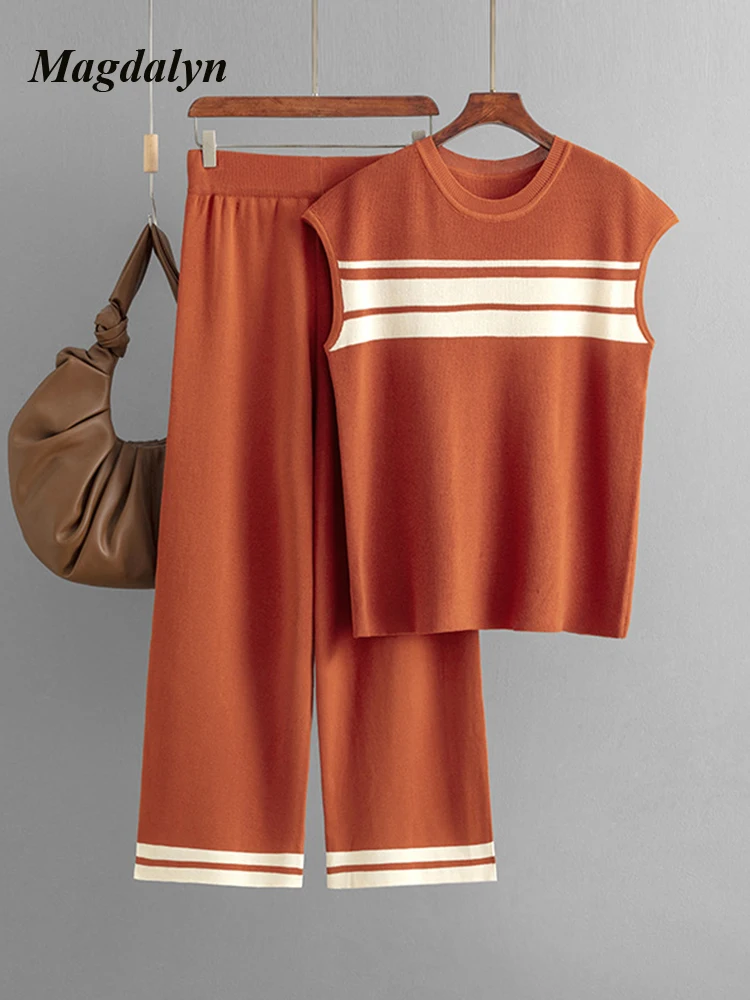 Женский вязаный костюм Magdalyn из вискозы