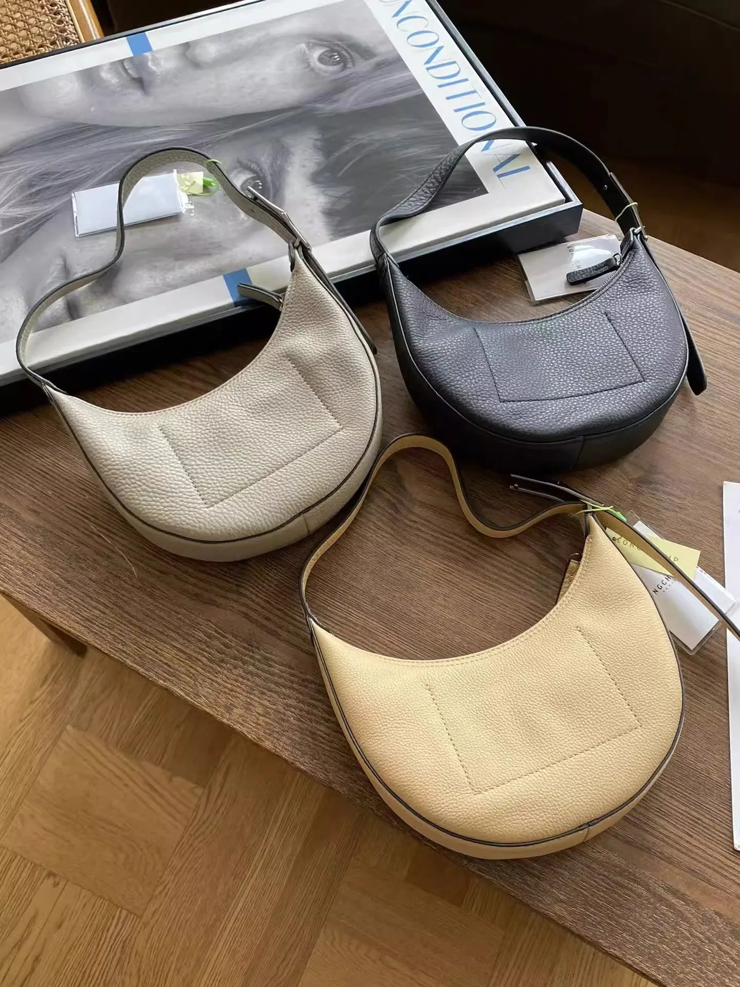 

2023 оригинальная модная дизайнерская сумка через плечо, сумка-тоут с полумесяцем для подмышек, высококачественный роскошный клатч из натуральной кожи, женская сумочка