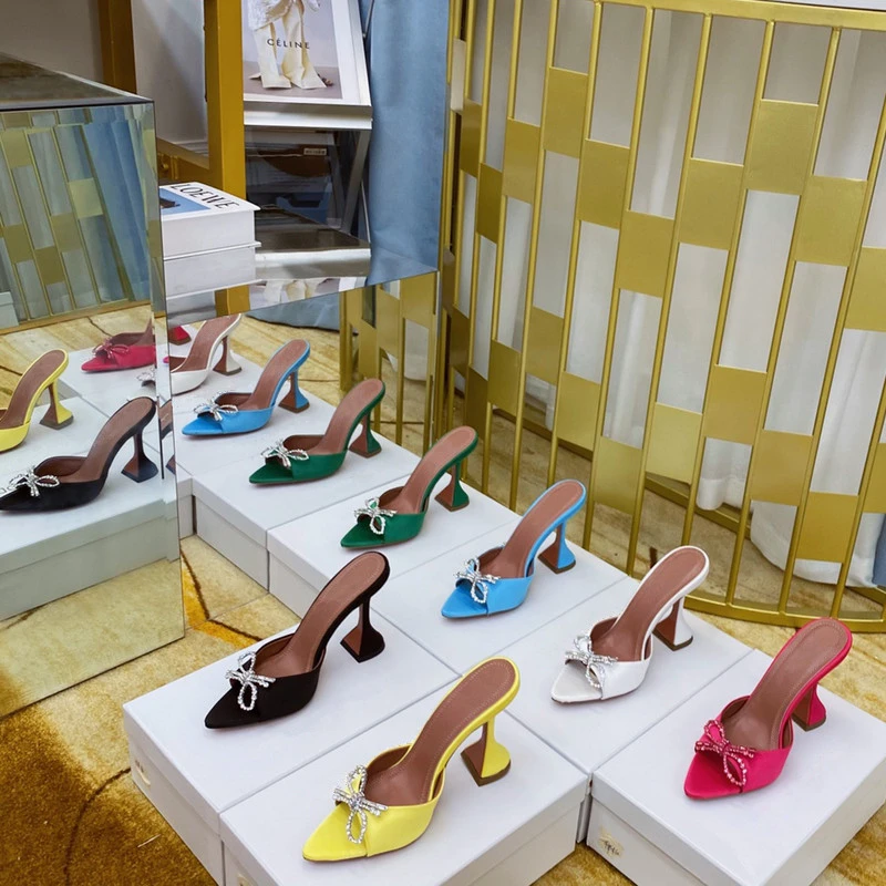 2022 summer new style European and American ladies high-heeled sandals. Bow diamond buckle decoration