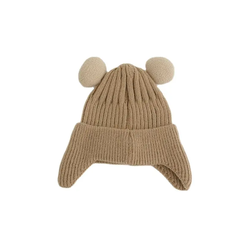 Рисунок 2 - Зимние детские вязаные шапки с