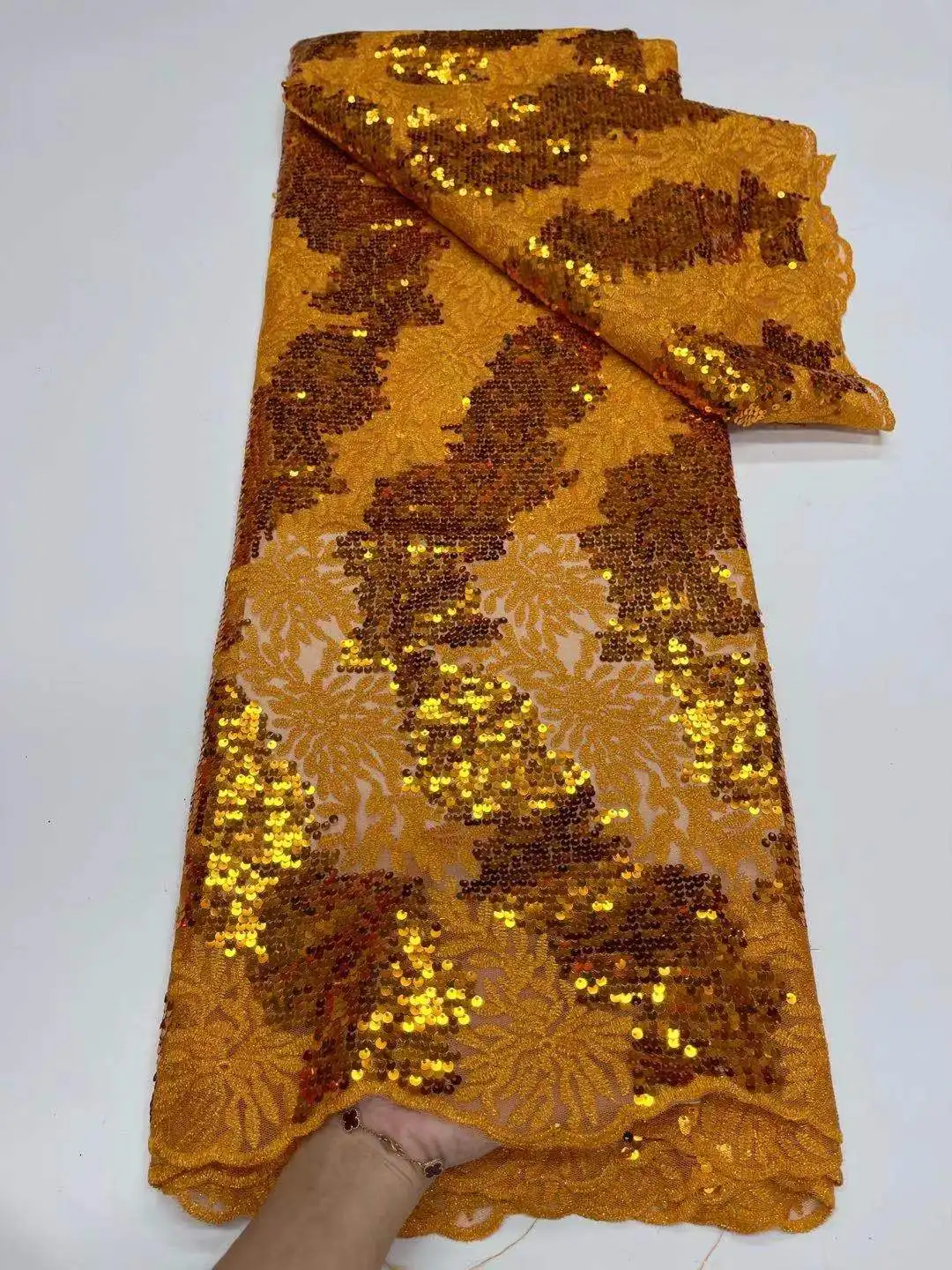 

Bright Color Sequins Lace Fabric 5 Yards for Gown Sewing Popular Style Tulle Lace Fabric for Nigerian Asoebi Dress WJYN74