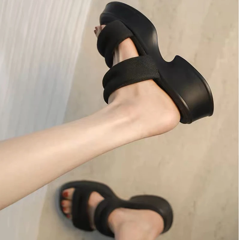 FAFA Slippers Female External 2023 Summer Round Head Thick Bottom Comfortable Non-slip Hundred With Beach A Word Slippers