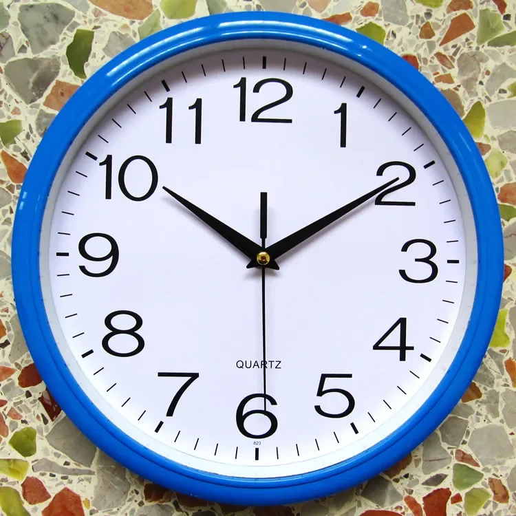 Настраиваемые 12-дюймовые круглые пластиковые настенные часы 30 см рекламные с