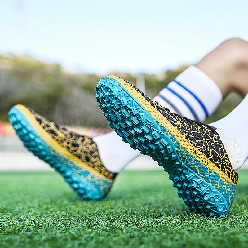 Men's Soccer Shoe Long Nail Broken Nail Football Boots Anti-slip Grass Training Match Five-person Shoe Children's Soccer Shoe Si