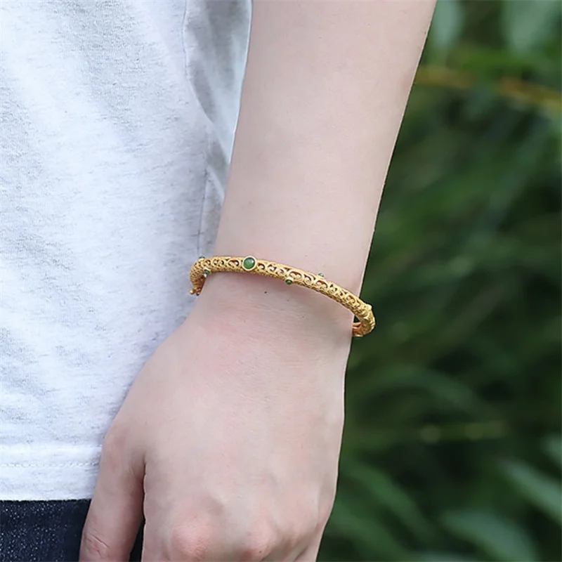 

Женский резной браслет из серебра 925 пробы с изображением облака