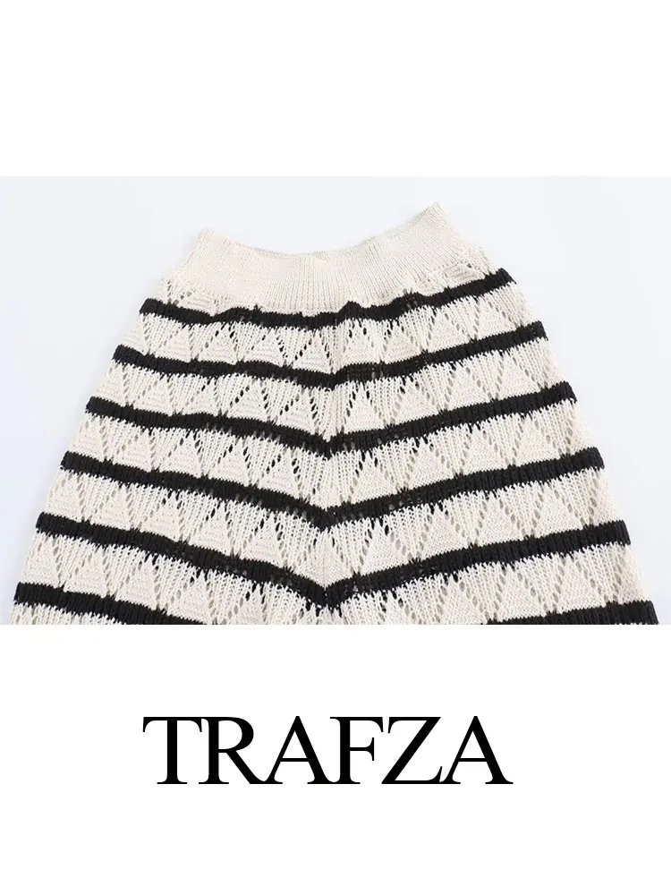 Женский трикотажный комплект офисных женских брюк в полоску TRAFZA с длинными